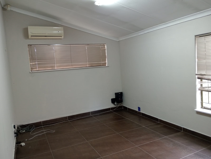 To Let Commercial Property for Rent in Rustenburg Central North West